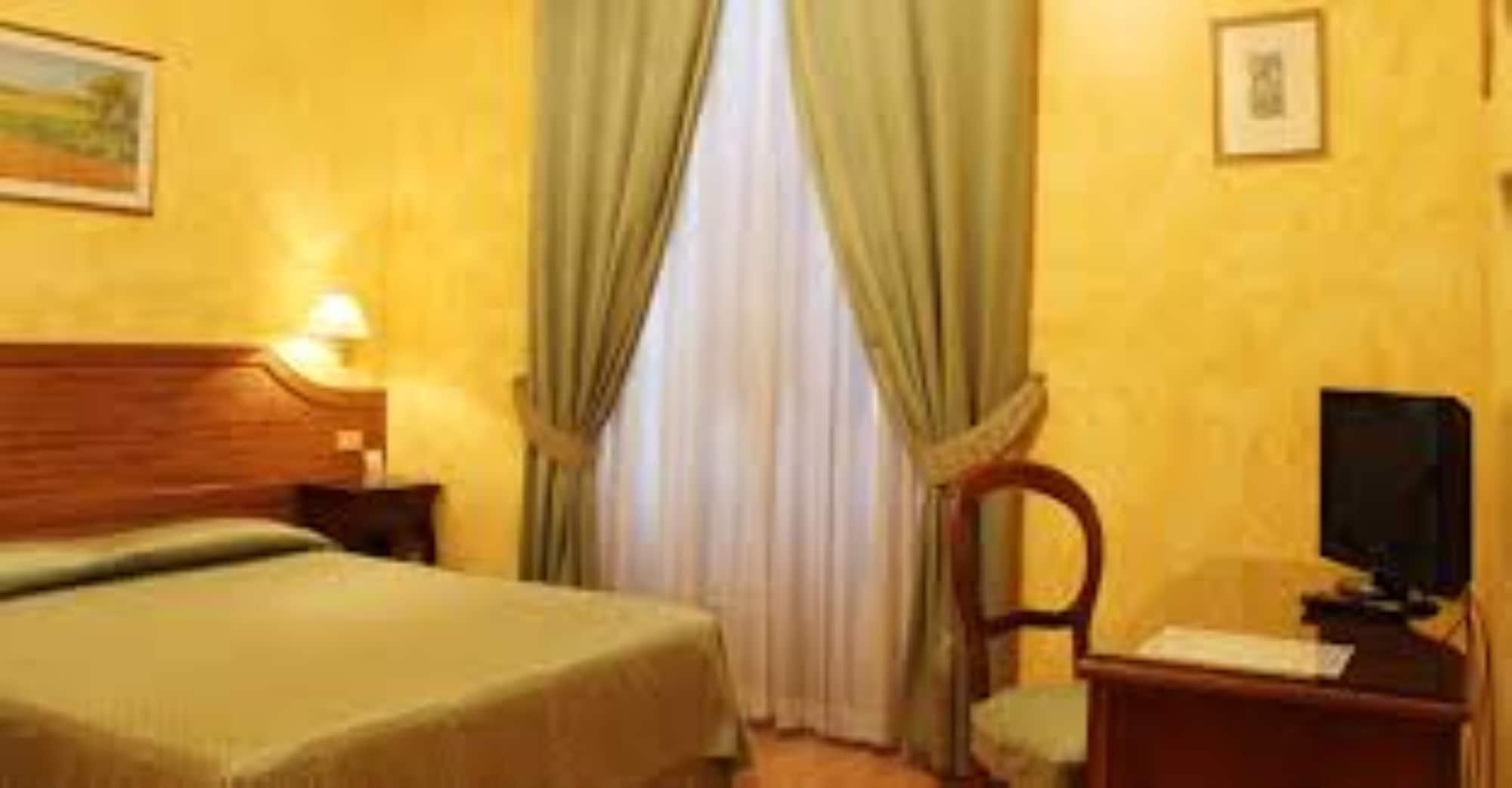 Piccola 3* Siena