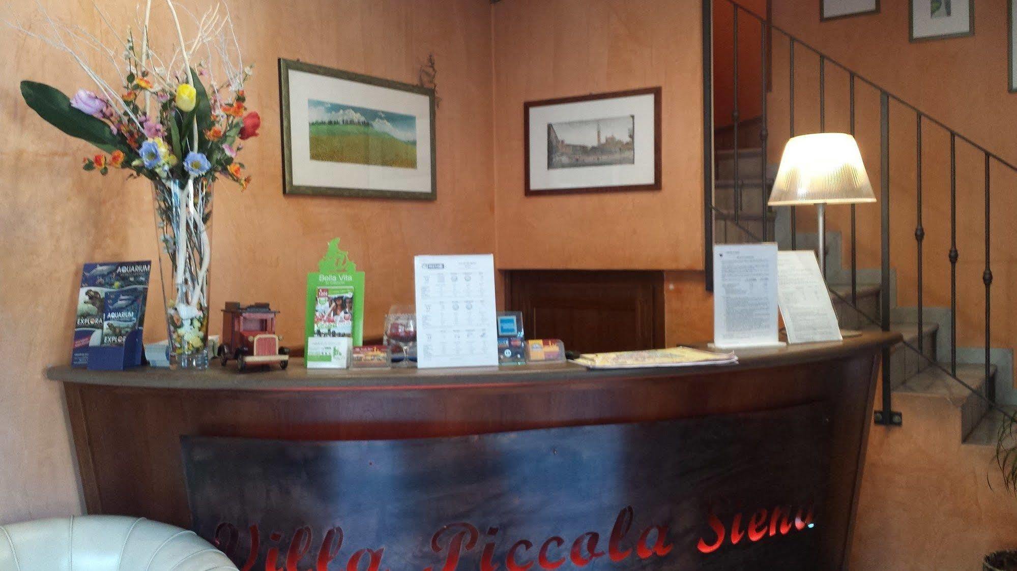 Piccola Bed & Breakfast 3*